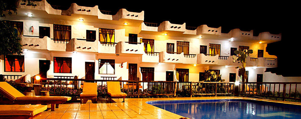 Hotel Fiesta Puerto Ayora  Exterior photo